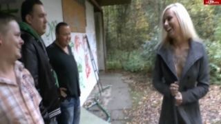 Anni-Angel - Von drei fremden im Wald gefickt