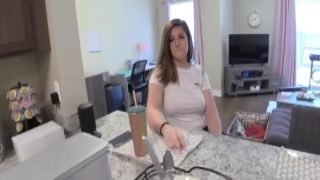 Fucking Hot Thick Stepmom