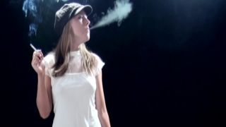 SmokingErotica - Lizzy London 3